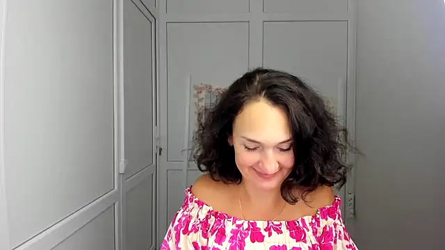 Snapshot of OliviaKateee chatting on July 8, 12:20 pm OliviaKateee online show from July 8, 12:20 pm
