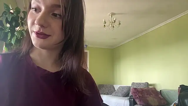 VicentaBezanson online show from June 27, 7:57 am