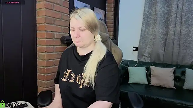 Ammy Soon online show from June 26, 1:10 am