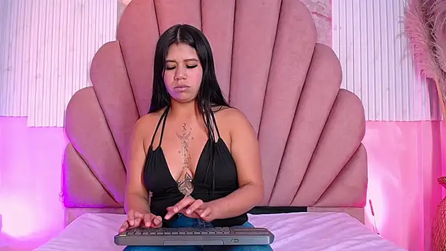 Sabrina Hunt  online show from June 23, 7:34 pm
