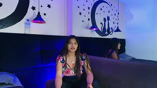 Snapshot of LexiSttar chatting on August 4, 6:32 pm LexiSttar online show from August 4, 6:32 pm
