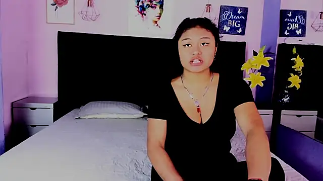 Snapshot of LexiSttar chatting on August 9, 1:16 pm LexiSttar online show from August 9, 1:16 pm