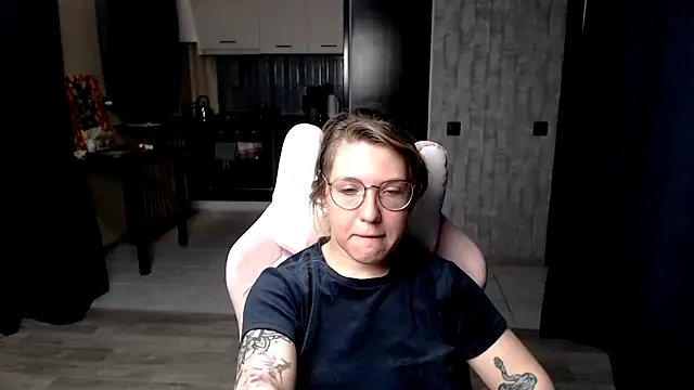 Reginasmilee online show from September 14, 1:16 am