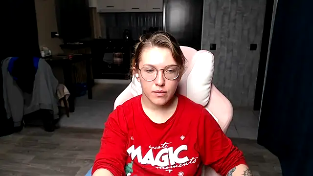 Reginasmilee online show from September 21, 11:50 pm