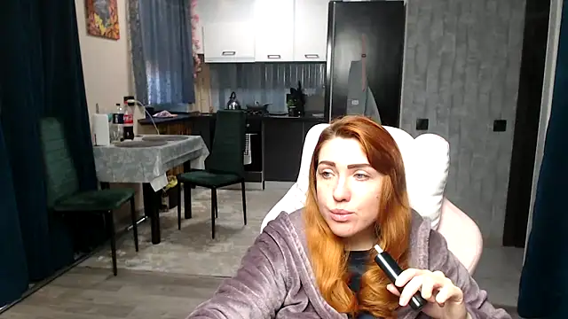 Reginasmilee online show from April 25, 3:09 am