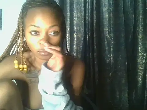 Prettyquueen online show from June 30, 4:02 am