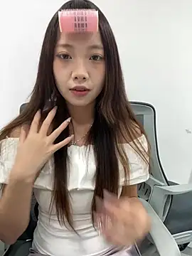 YY-1-1-1 online show from July 31, 7:08 am