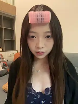 YY-1-1-1 online show from August 8, 3:36 pm