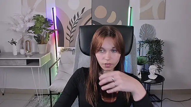 KayaFederico online show from June 28, 1:06 pm