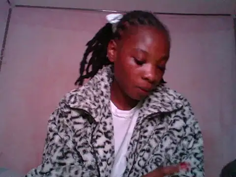 Slim shee online show from June 26, 2:32 pm
