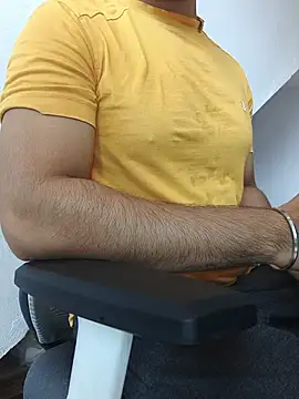 8inch hunk19 online show from July 23, 6:00 am