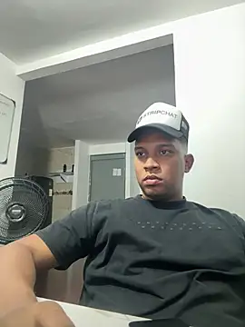 Patrice Evra3 online show from June 24, 1:59 am