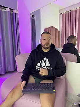 Nicola D Angelo online show from July 3, 8:48 pm