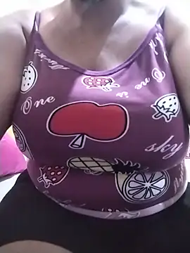 Snapshot of macha690 chatting on July 21, 2:58 am macha690 online show from July 21, 2:58 am