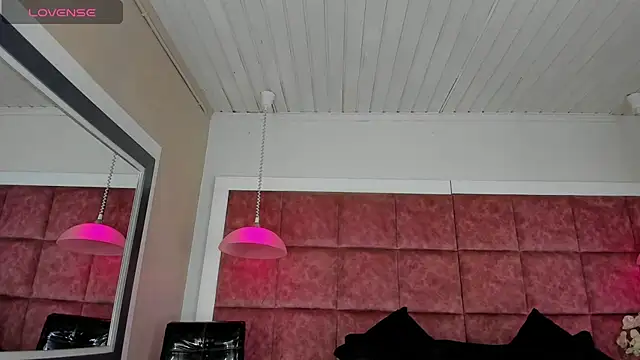 Jamexxx1  online show from July 15, 10:37 pm