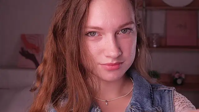 WillowLaigle online show from August 4, 1:09 am