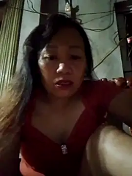 Snapshot of Moon_squirtt chatting on July 6, 1:41 pm Moon squirtt online show from July 6, 1:41 pm