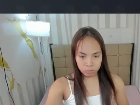 EllieTan online show from June 27, 4:28 am