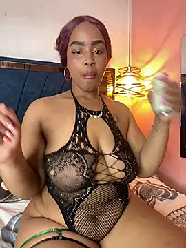 Snapshot of Ayla_Noir chatting on July 15, 4:01 pm Ayla Noir online show from July 15, 4:01 pm