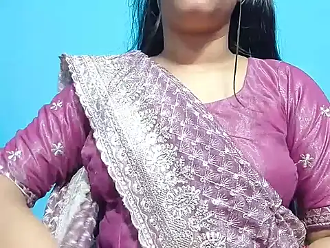 Snapshot of Adhiti_1 chatting on July 20, 6:32 pm Adhiti 1 online show from July 20, 6:32 pm