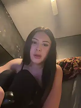 Yocelinluvv online show from June 27, 5:23 am