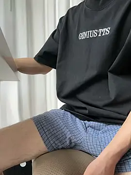 likaize95 online show from July 4, 5:35 am