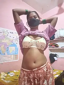 Snapshot of Poonam_ji7 chatting on July 30, 7:07 am Poonam ji7 online show from July 30, 7:07 am