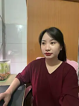 QuynhAnh68 online show from July 4, 2:40 am