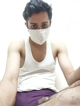 Snapshot of Yoursexy_boy21 chatting on July 13, 6:00 pm Yoursexy boy21 online show from July 13, 6:00 pm