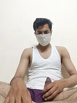 Snapshot of Yoursexy_boy21 chatting on July 17, 5:51 pm Yoursexy boy21 online show from July 17, 5:51 pm