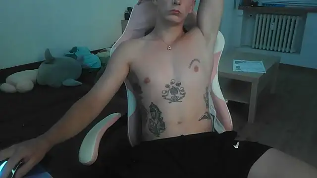 SweetDaniel1234 online show from June 28, 8:26 pm
