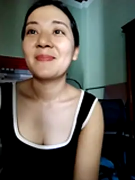 Lyrose 2k online show from July 5, 12:39 am