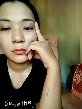 Lyrose 2k online show from July 24, 8:34 am