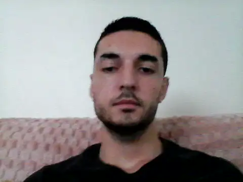 Snapshot of Mikl360 chatting on July 6, 8:11 am Mikl360 online show from July 6, 8:11 am