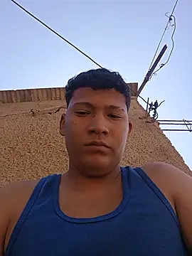 Snapshot of Tuperromalvado chatting on August 2, 2:37 pm Tuperromalvado online show from August 2, 2:37 pm