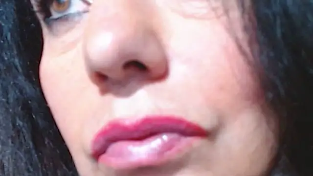 Snapshot of Kokea_jhonss chatting on January 16, 6:25 am Kokea jhonss online show from January 16, 6:25 am