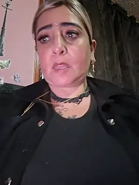 AlexaJonnes online show from July 31, 3:06 am