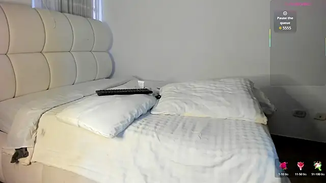Snapshot of Nina_squirtt chatting on July 7, 12:42 pm Nina squirtt online show from July 7, 12:42 pm