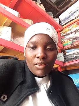 Snapshot of Latifa254 chatting on July 2, 9:15 am Latifa254 online show from July 2, 9:15 am