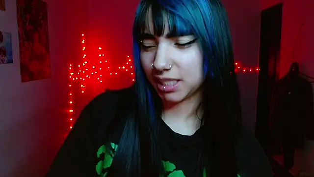 Snapshot of Victoria_Goddes chatting on July 9, 3:43 am Victoria Goddes online show from July 9, 3:43 am