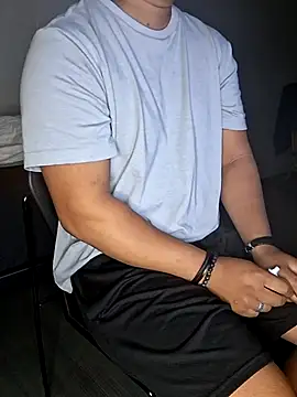 Badlyluv online show from July 26, 9:32 pm