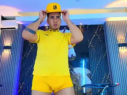 Iam Josue- online show from July 5, 4:19 am