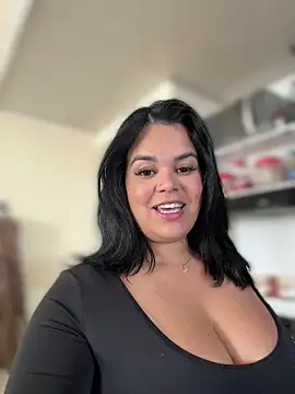 AliceStarshine online show from February 5, 4:55 pm