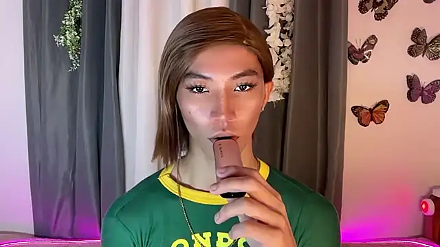 urasianfairyxx online show from July 5, 4:58 pm
