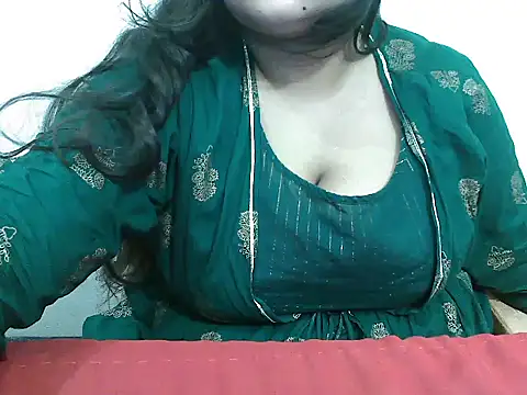 arpitatalda0100 online show from July 17, 6:53 am