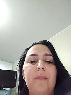 Snapshot of valeria1883 chatting on July 5, 6:15 pm valeria1883 online show from July 5, 6:15 pm