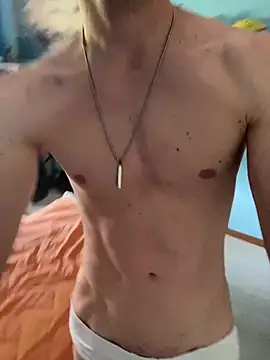 Toyboy1095 online show from July 6, 8:44 am
