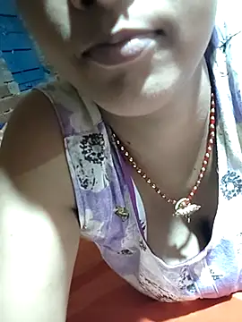 Snapshot of 18year_shilpi chatting on July 14, 6:35 pm 18year shilpi online show from July 14, 6:35 pm
