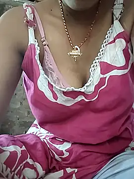 Snapshot of 18year_shilpi chatting on July 18, 6:28 am 18year shilpi online show from July 18, 6:28 am