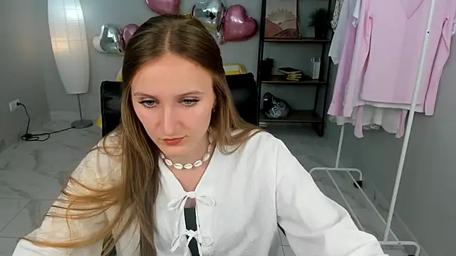 Melissa Bryant online show from July 8, 11:48 am